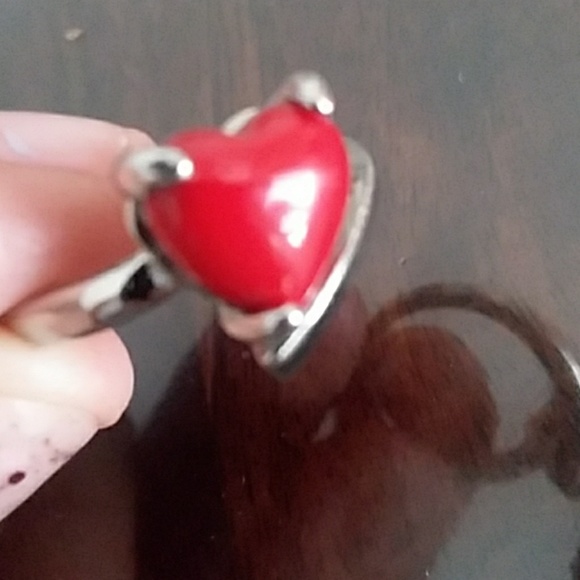 Ring - Picture 3 of 3